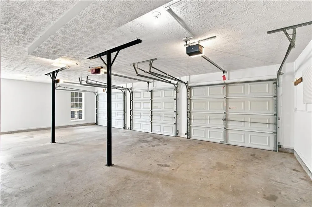 3845 Brushy Wood Court Loganville, GA 30052