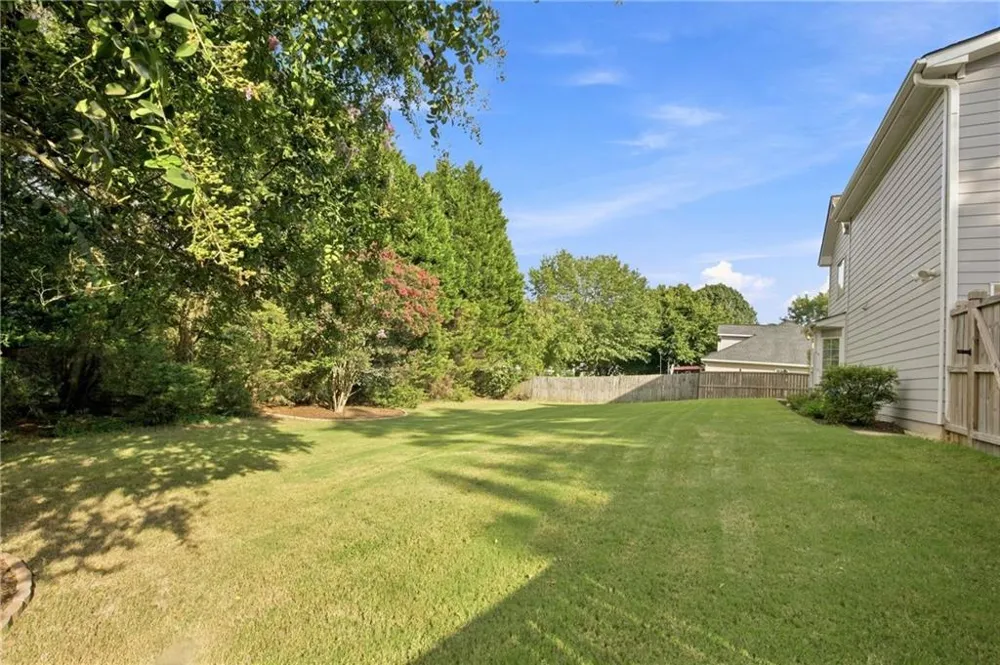 3845 Brushy Wood Court Loganville, GA 30052