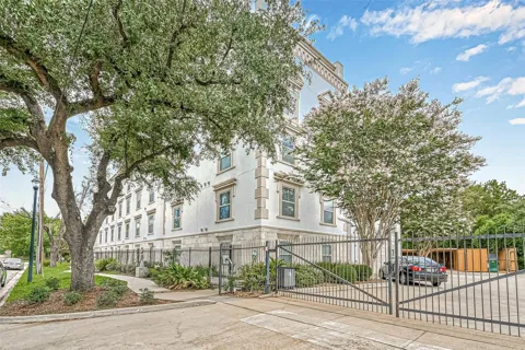 3501 Chenevert Street #17