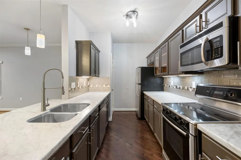 3501 Chenevert Street #17 Houston, TX 77004