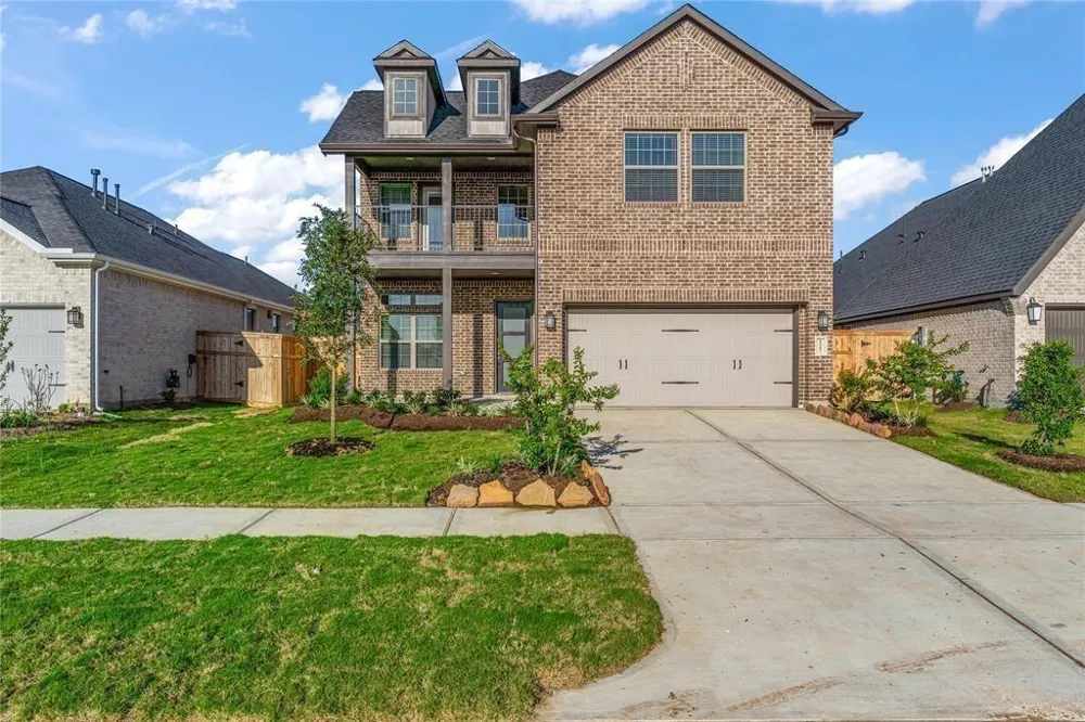4207 Maple Glen Drive Fulshear, TX 77441