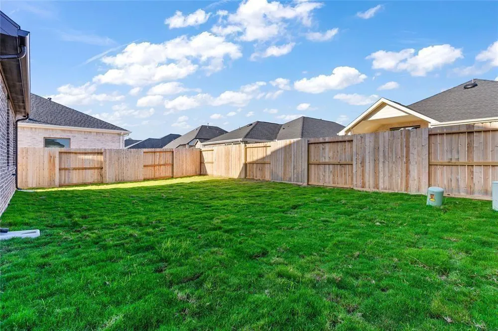 4207 Maple Glen Drive Fulshear, TX 77441