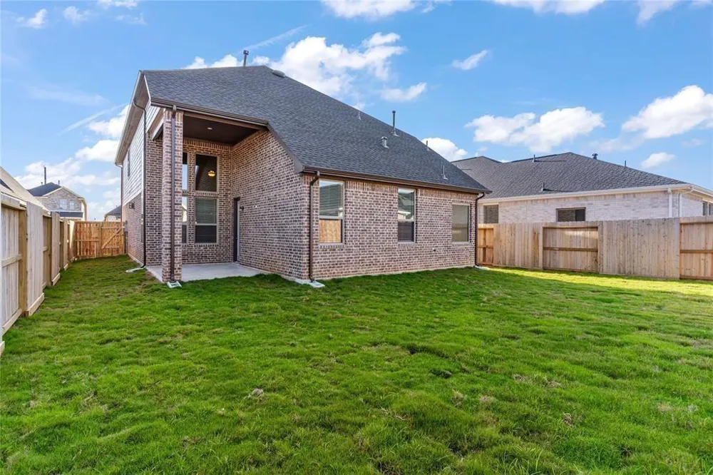 4207 Maple Glen Drive Fulshear, TX 77441