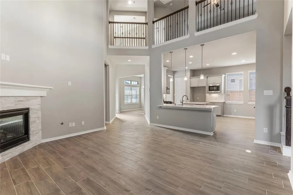 4207 Maple Glen Drive Fulshear, TX 77441