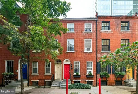 320 S JUNIPER STREET #3
