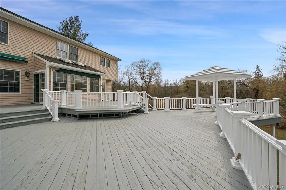 6 Dickson Lane Bedford Corners, NY 10549