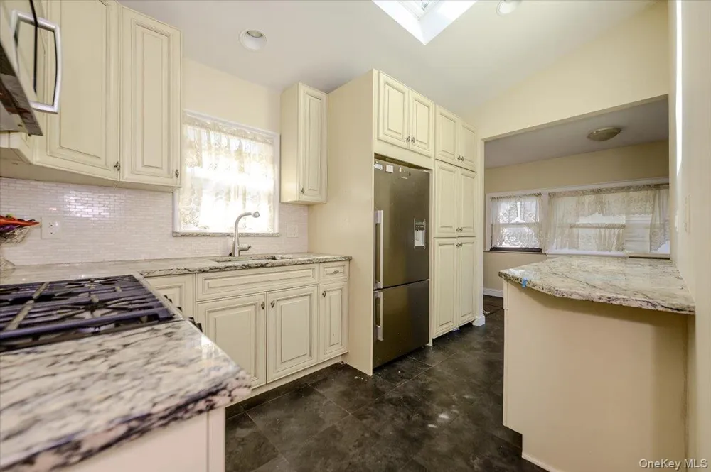 9 Magnolia Place #1 Bronx, NY 10465