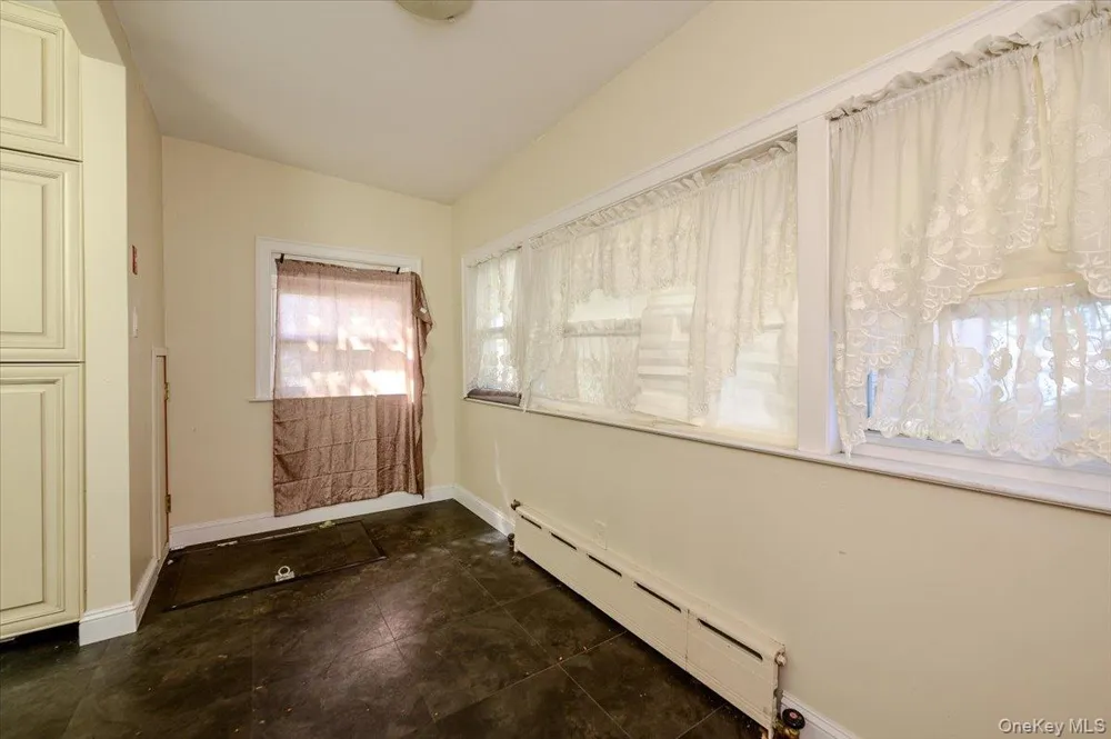 9 Magnolia Place #1 Bronx, NY 10465