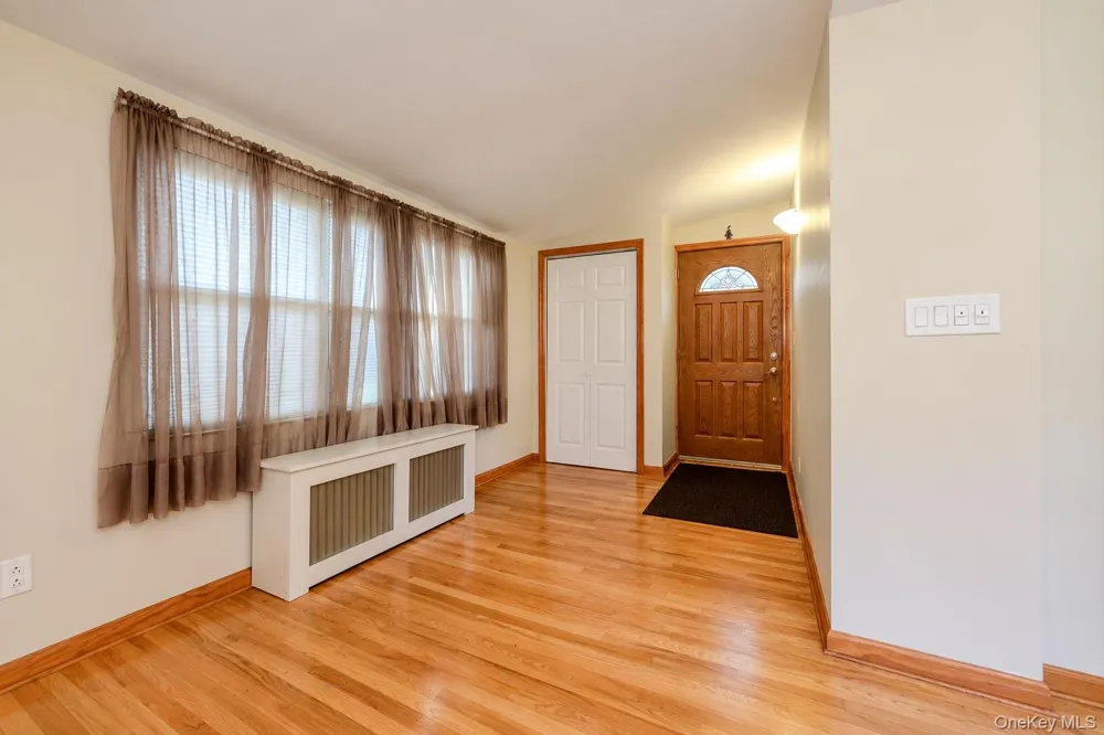 9 Magnolia Place #1 Bronx, NY 10465