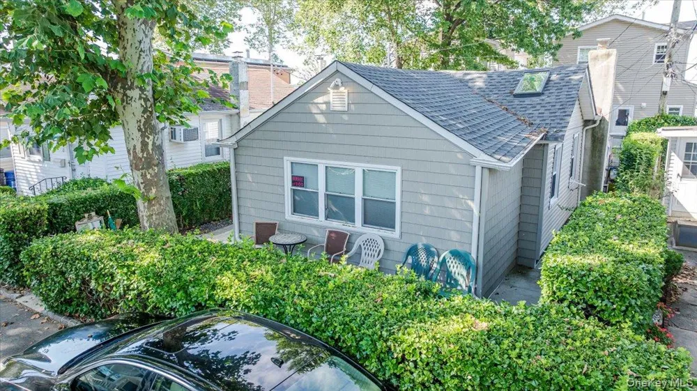 9 Magnolia Place #1 Bronx, NY 10465