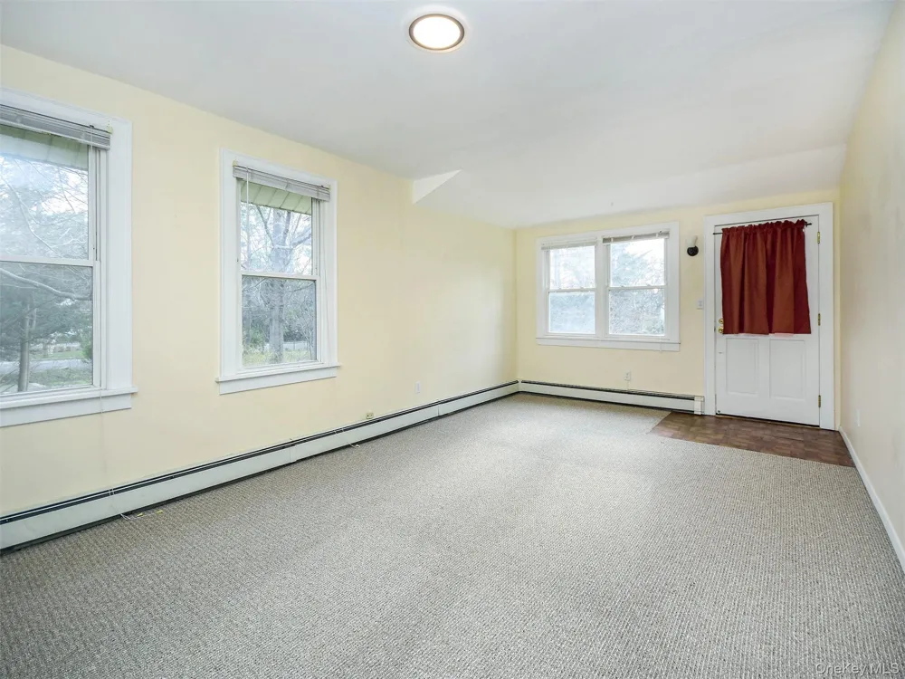 67 Glenlawn Avenue #Cottage Sea Cliff, NY 11579
