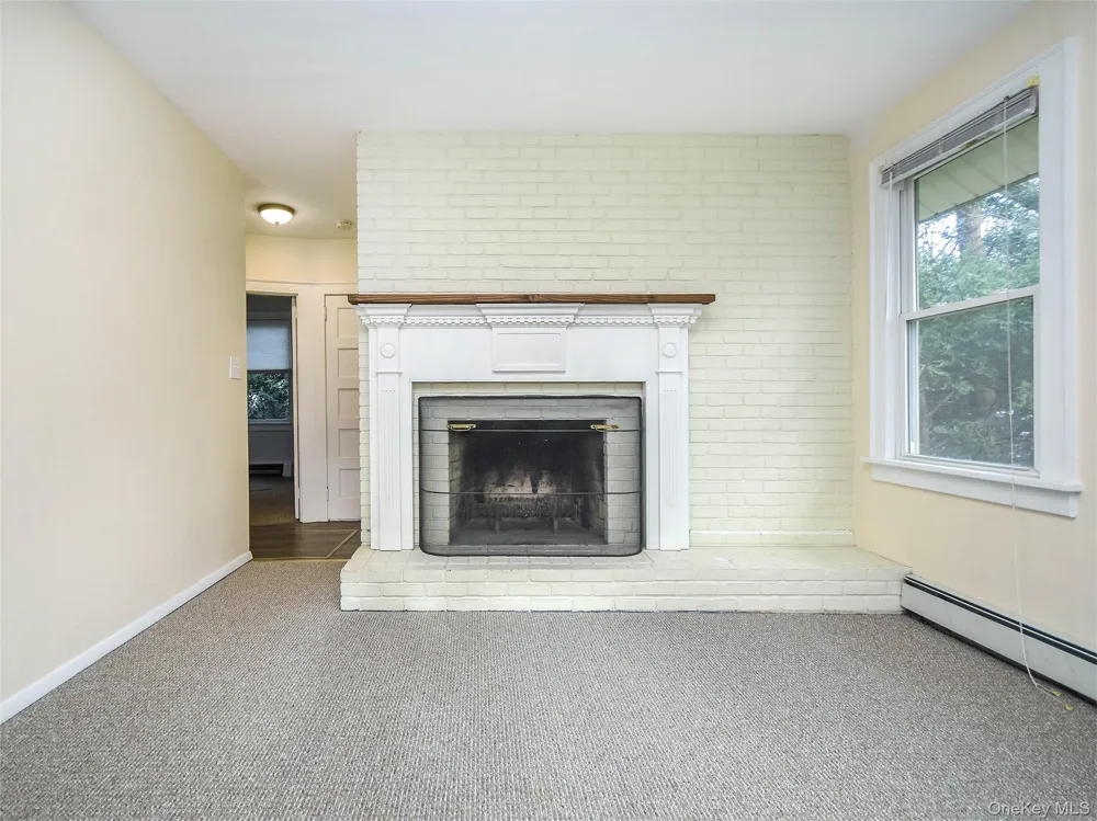 67 Glenlawn Avenue #Cottage Sea Cliff, NY 11579