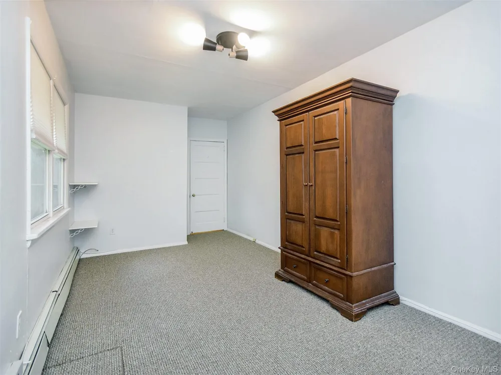 67 Glenlawn Avenue #Cottage Sea Cliff, NY 11579