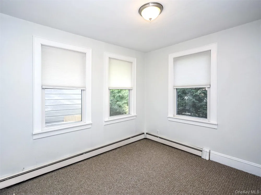 67 Glenlawn Avenue #Cottage Sea Cliff, NY 11579