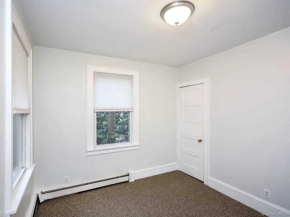 67 Glenlawn Avenue #Cottage Sea Cliff, NY 11579