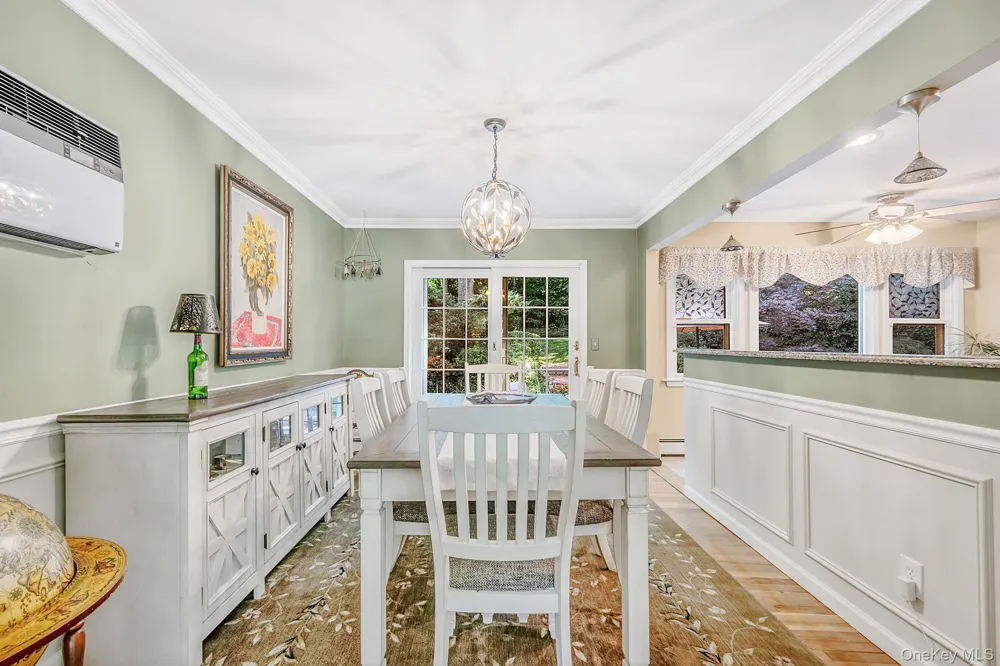 36 Briarwood Drive Huntington, NY 11743