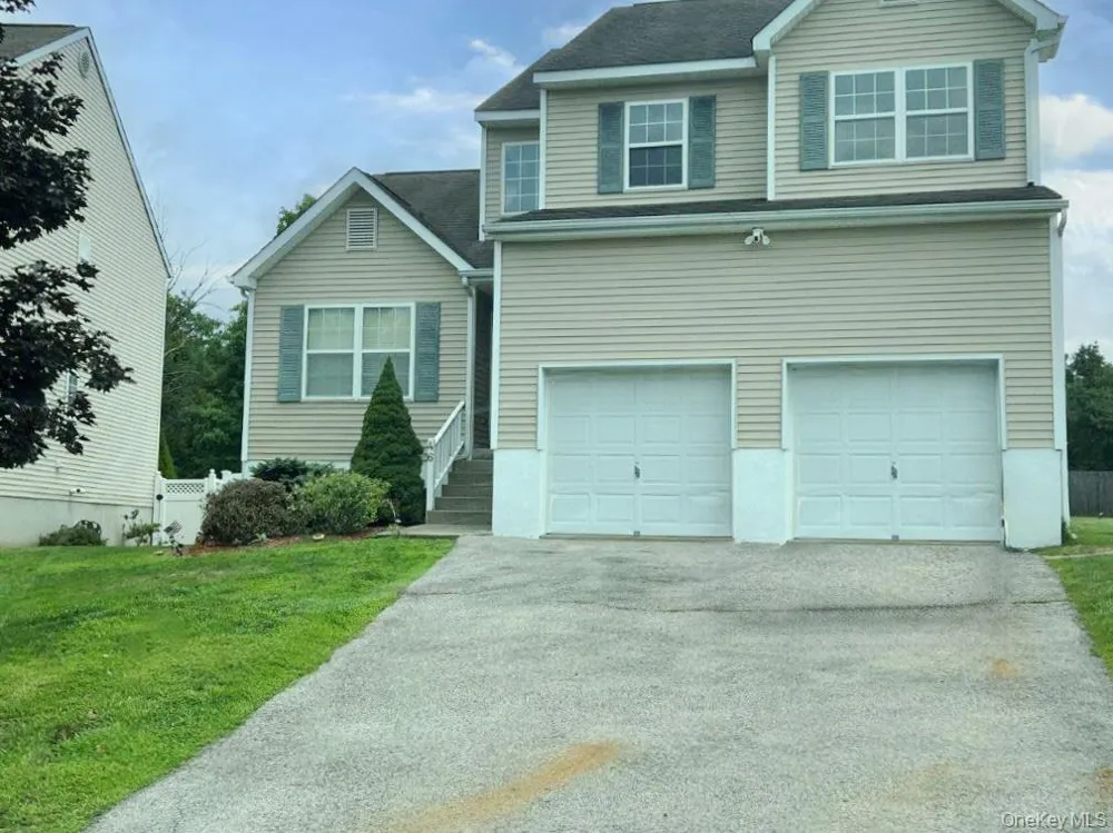 46 Alexander Drive Washingtonville, NY 10992