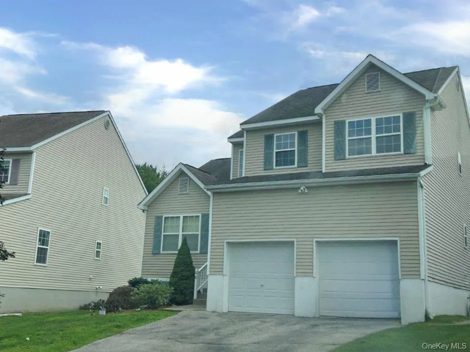 46 Alexander Drive Washingtonville, NY 10992