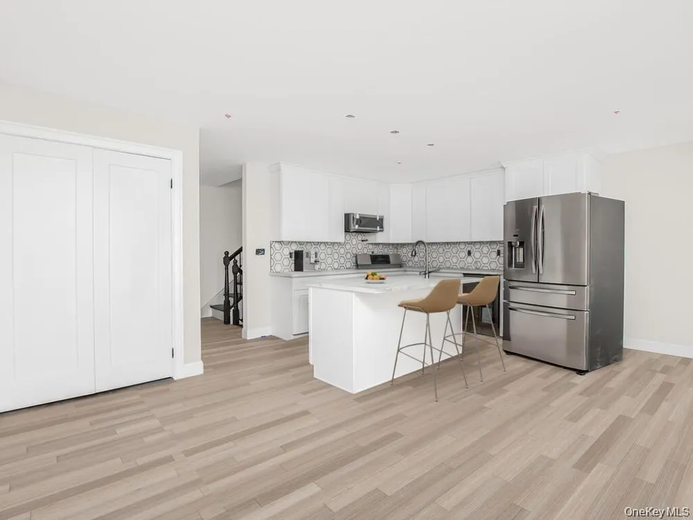 65 W 2nd Street #6 Mount Vernon, NY 10550