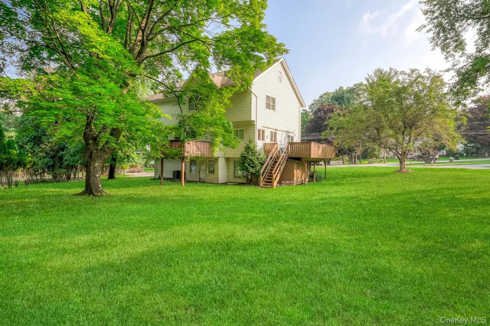 41 S Parker Drive Monsey, NY 10952