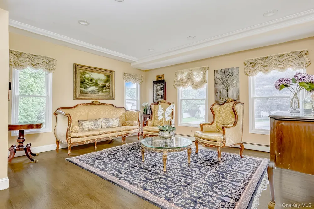 41 S Parker Drive Monsey, NY 10952