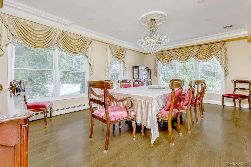 41 S Parker Drive Monsey, NY 10952