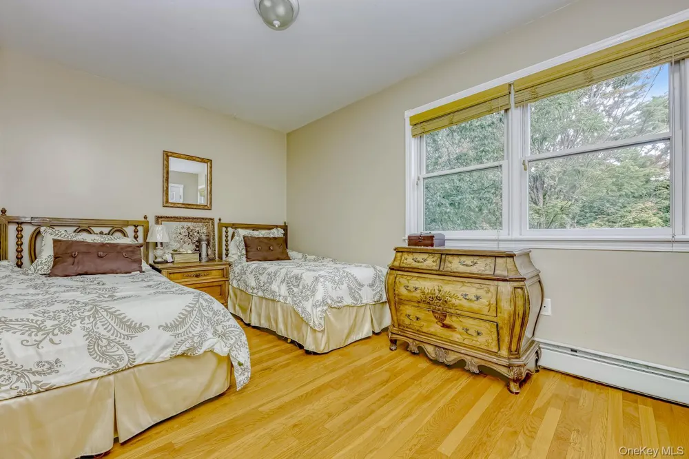 41 S Parker Drive Monsey, NY 10952
