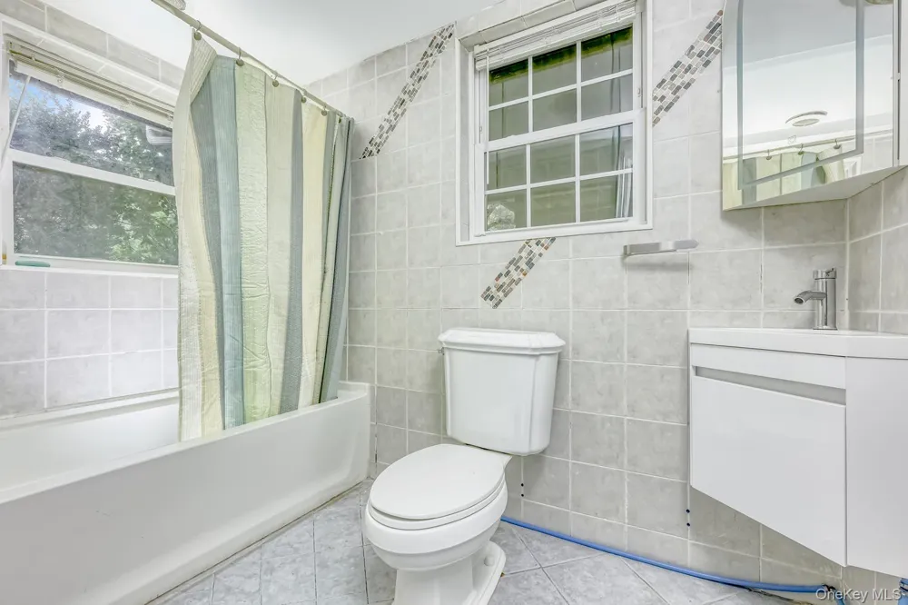 41 S Parker Drive Monsey, NY 10952