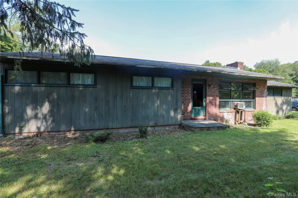 203 Maple Lane Hurley, NY 12443