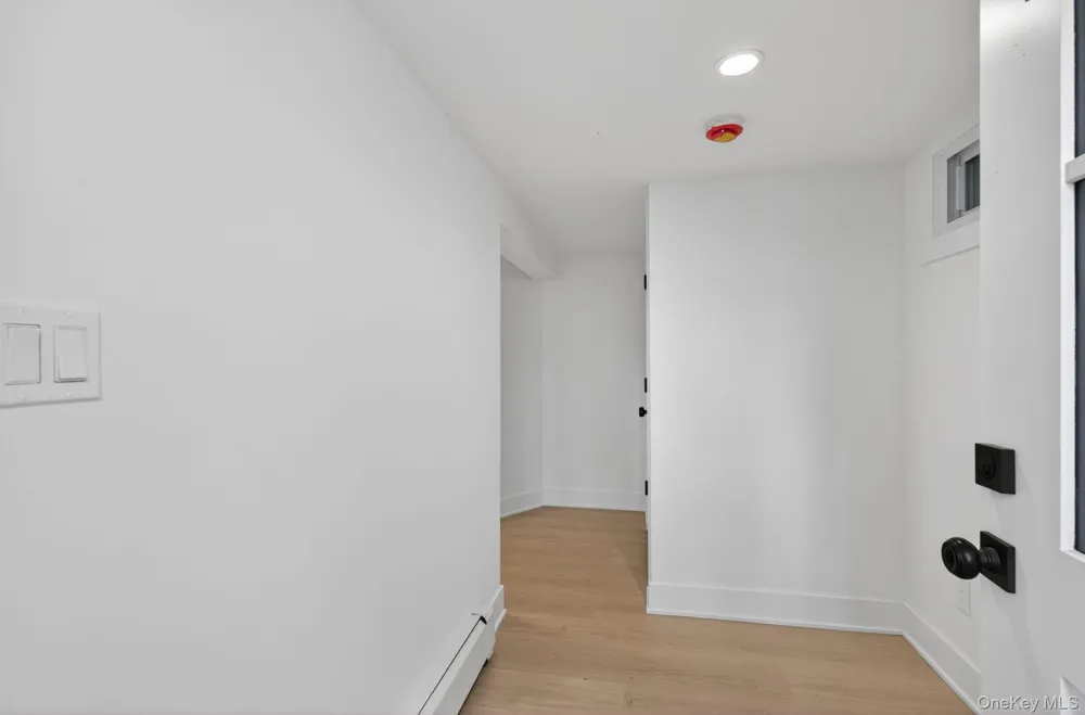 85 Kenneth Avenue Huntington, NY 11743