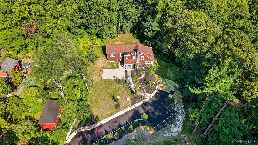 52 Mount Airy Road Croton-on-Hudson, NY 10520