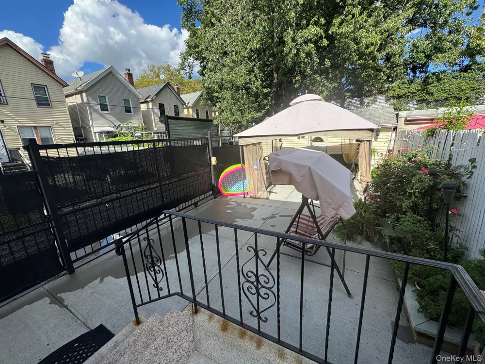 91-53 96th Street Woodhaven, NY 11421