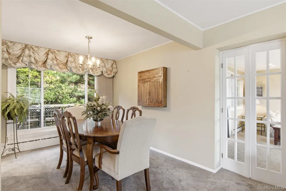 3 Cromwell Road Carle Place, NY 11514