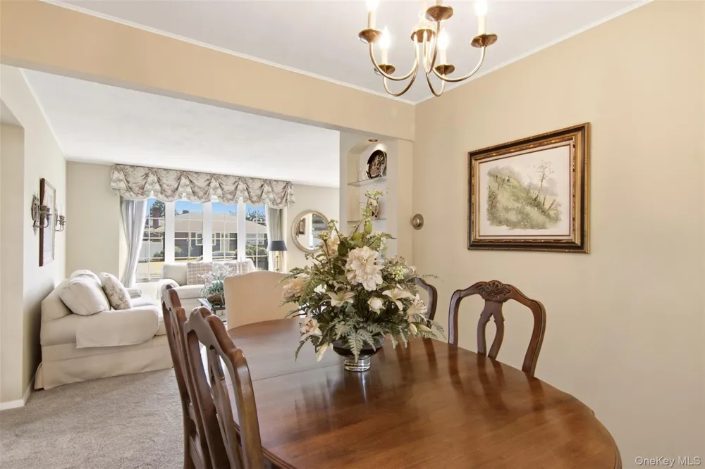 3 Cromwell Road Carle Place, NY 11514