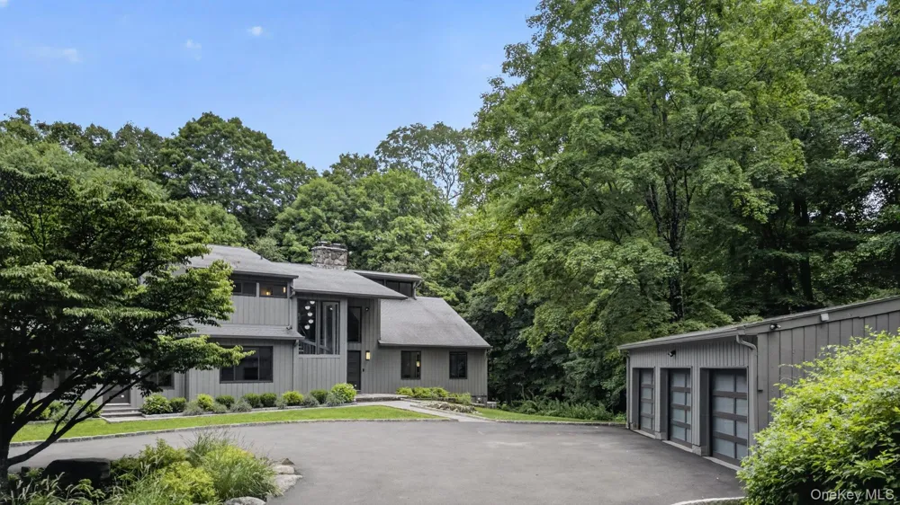 230 E Middle Patent Road Bedford, NY 10506