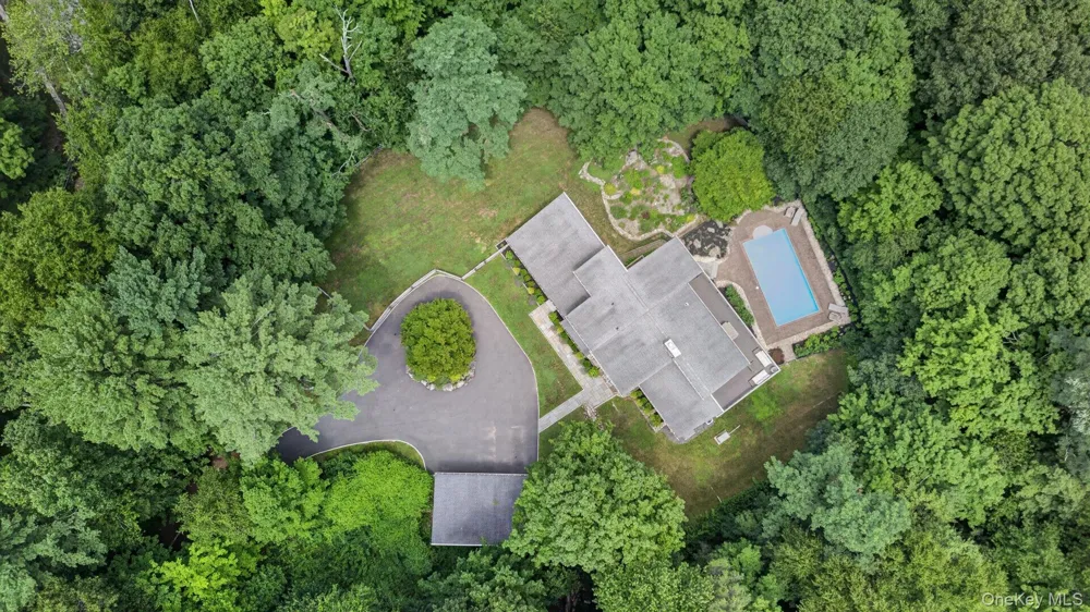 230 E Middle Patent Road Bedford, NY 10506