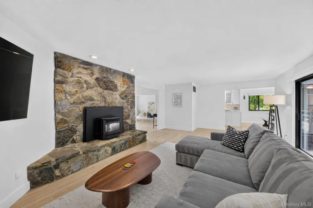 230 E Middle Patent Road Bedford, NY 10506