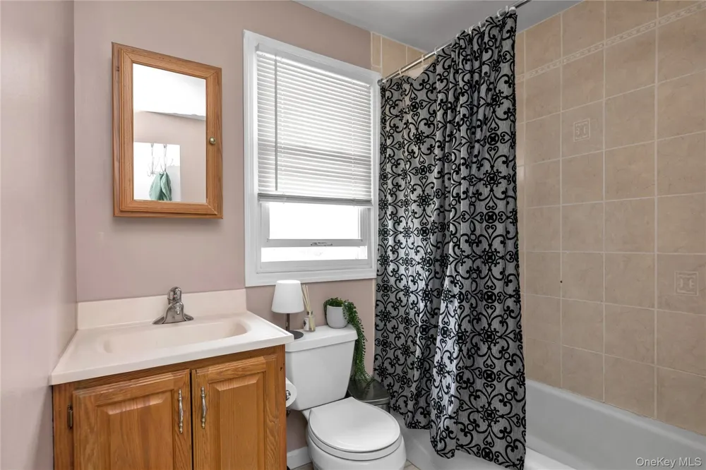 73 Liberty Avenue Mineola, NY 11501