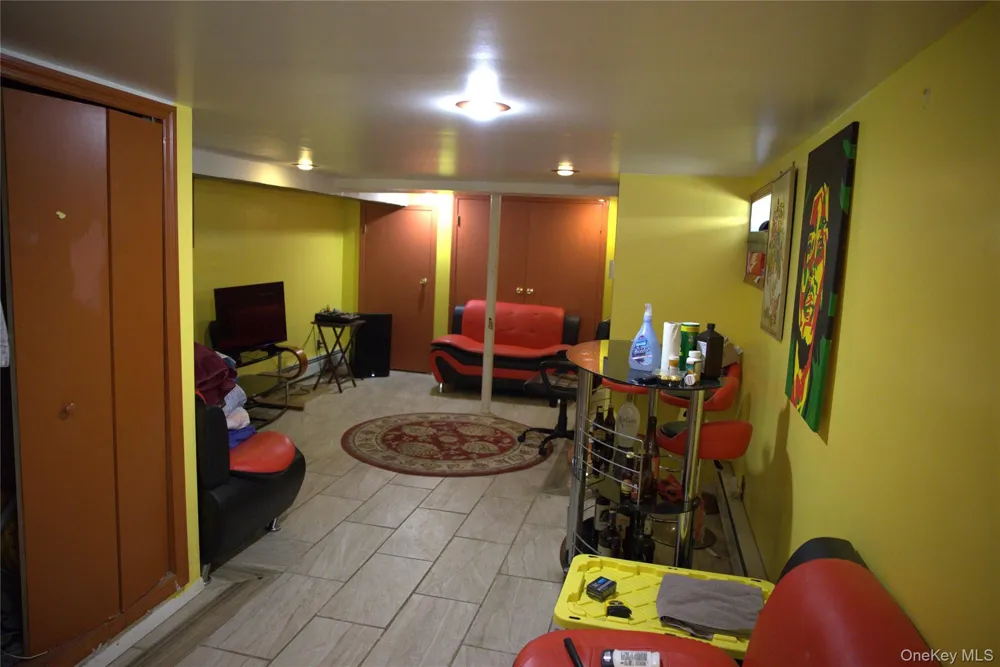 117-16 SE 199 STREET SE Saint Albans, NY 11412