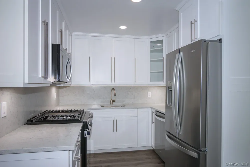 5 Merman Place #5 Babylon, NY 11702