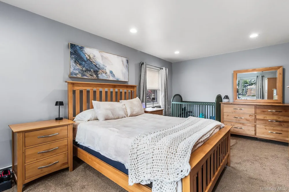250 Village Avenue #B 10 Rockville Centre, NY 11570