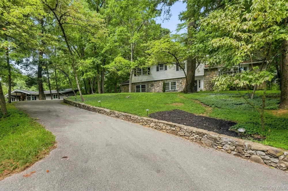 75 Pleasant Ridge Drive Poughkeepsie, NY 12603
