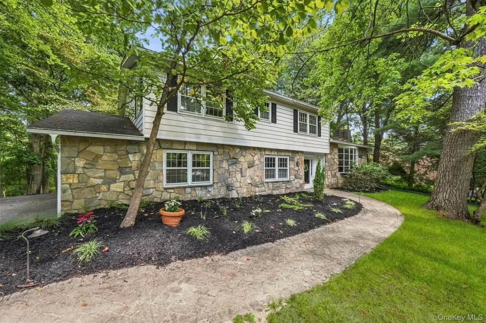 75 Pleasant Ridge Drive Poughkeepsie, NY 12603