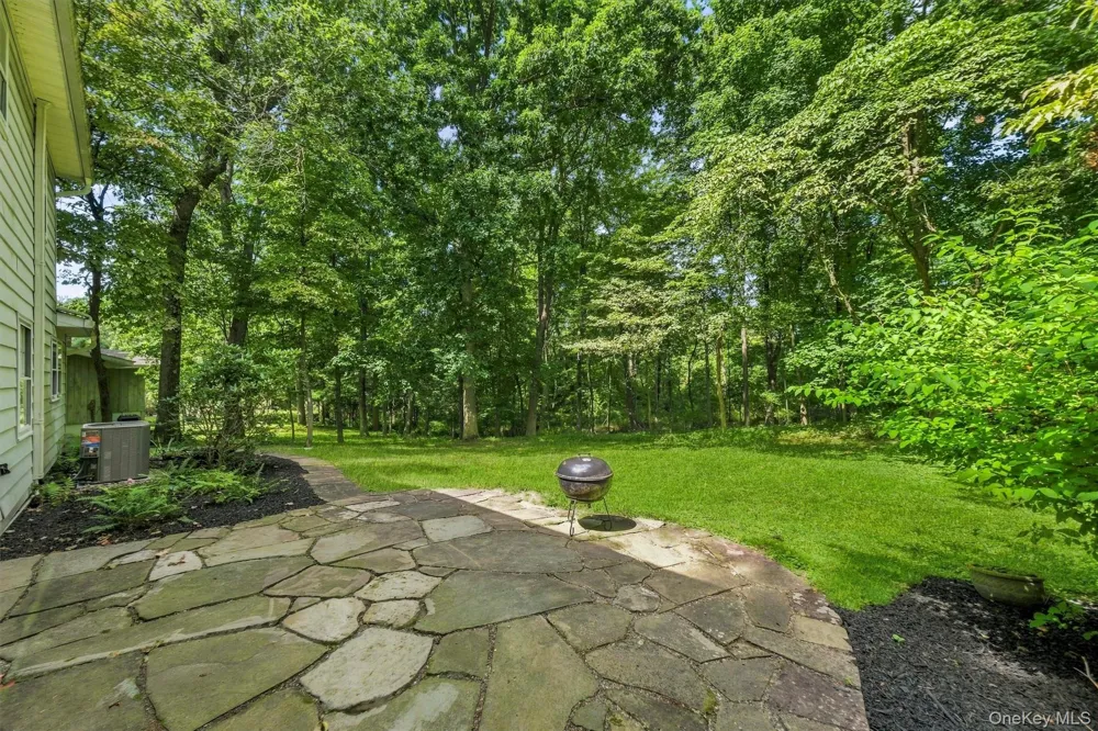 75 Pleasant Ridge Drive Poughkeepsie, NY 12603