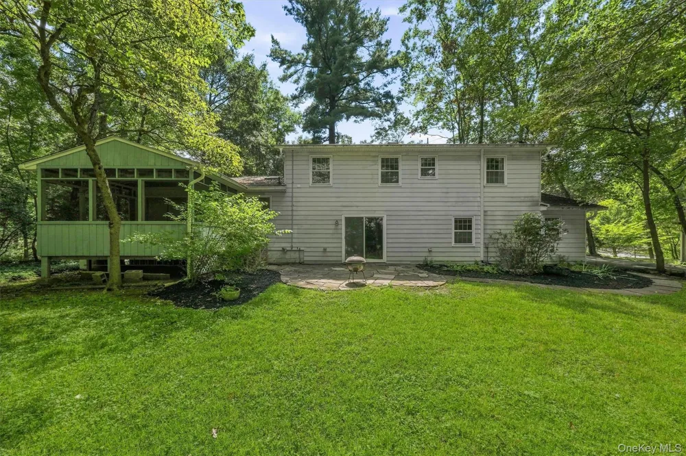75 Pleasant Ridge Drive Poughkeepsie, NY 12603