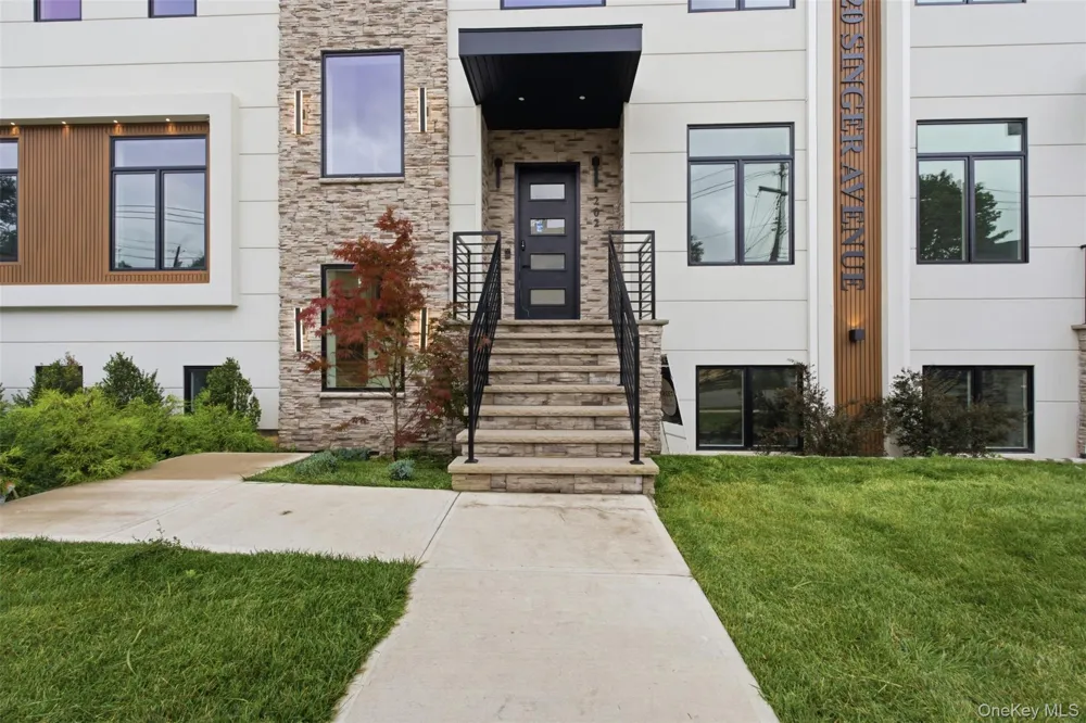 20 Singer Avenue #202 Spring Valley, NY 10977