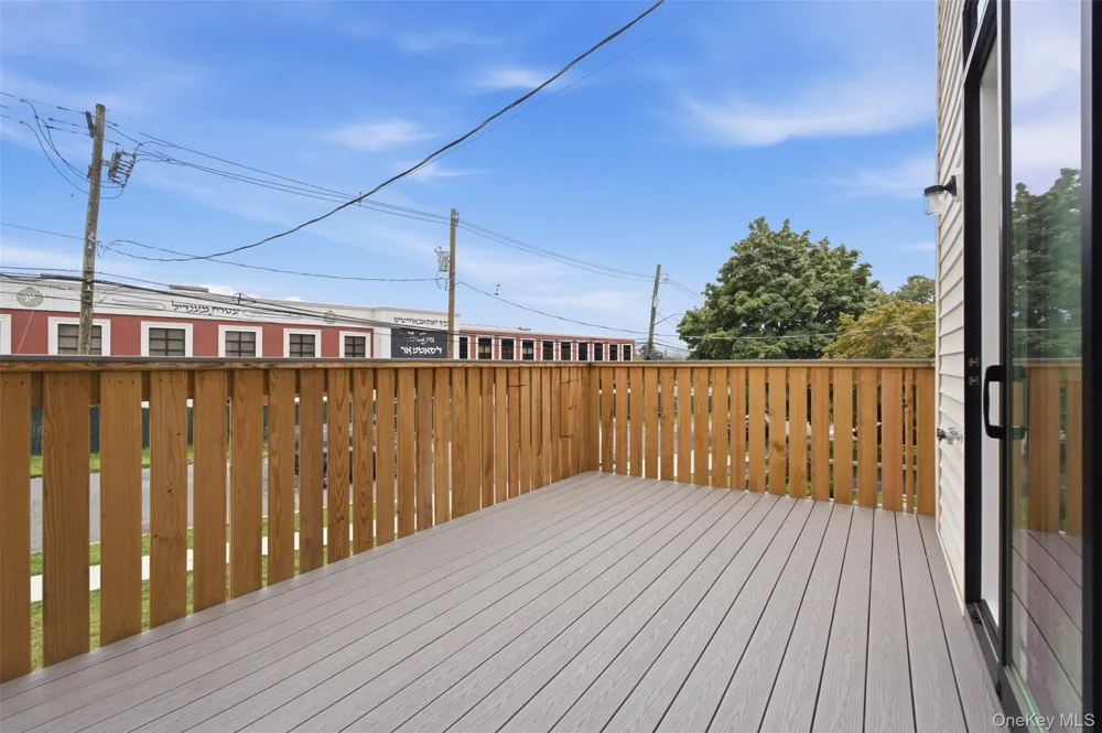 20 Singer Avenue #202 Spring Valley, NY 10977