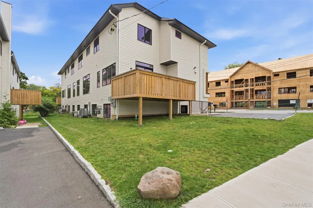 20 Singer Avenue #202 Spring Valley, NY 10977