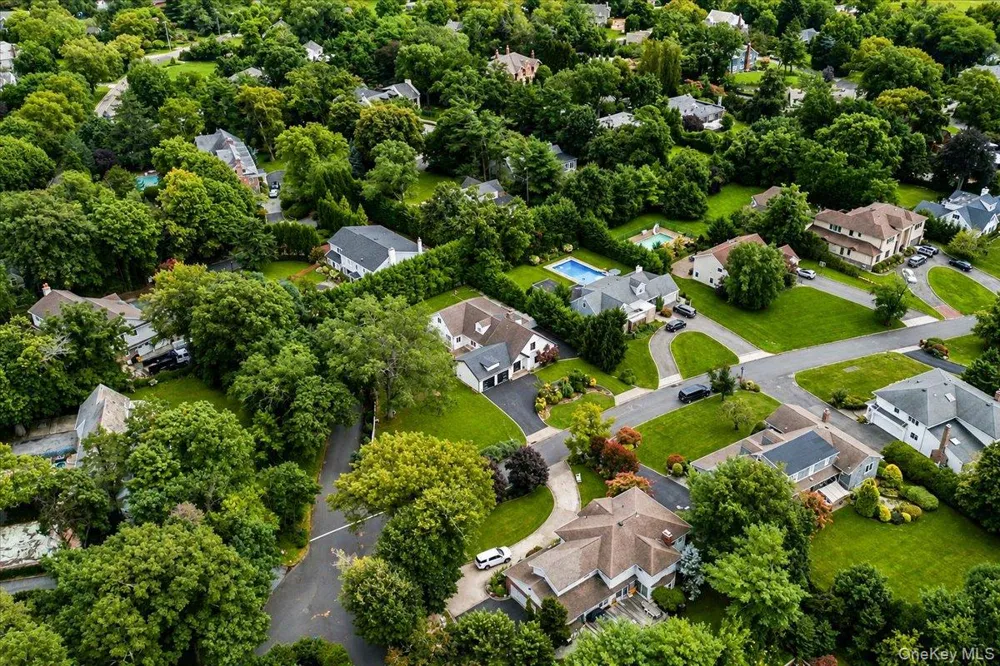 875 Channel Road Woodsburgh, NY 11598