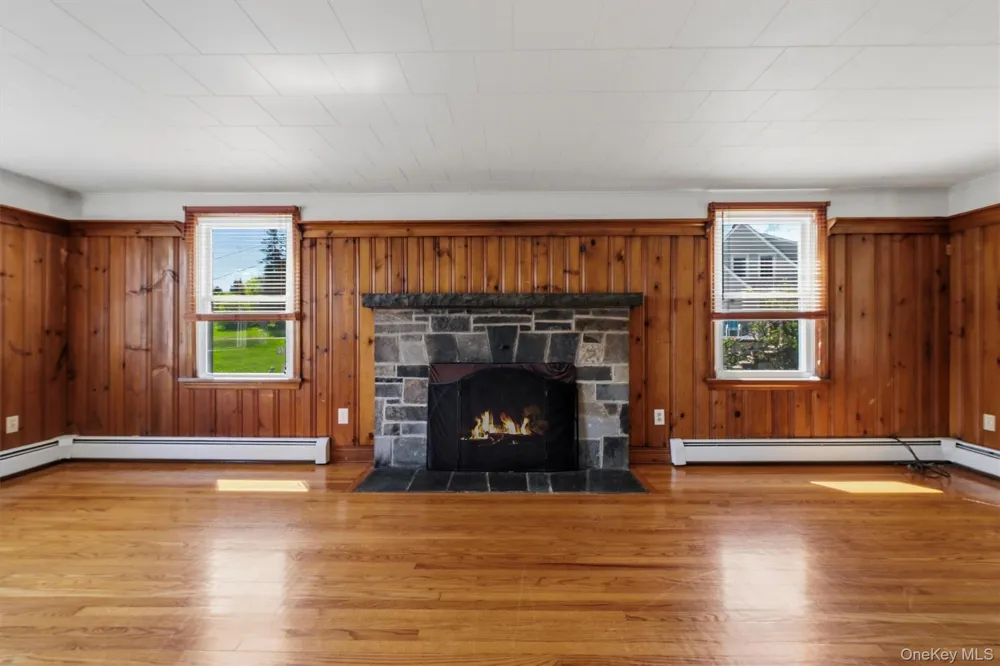 36 OLD INDIAN RD #2 Milton, NY 12547